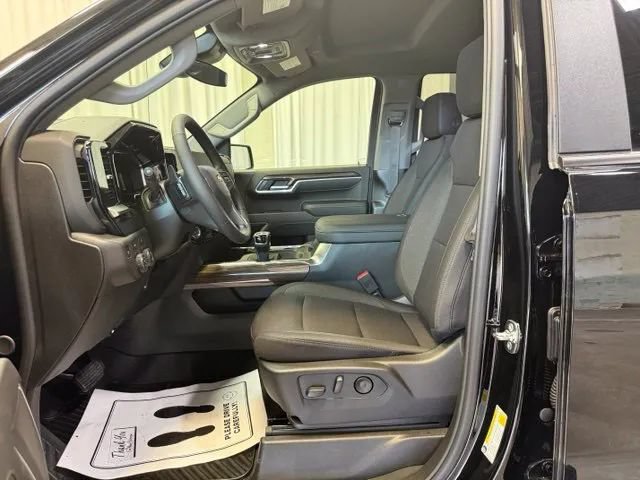 New 2026 Chevrolet Silverado 1500 LT w/ Convenience Package II AWD/4WD image 5