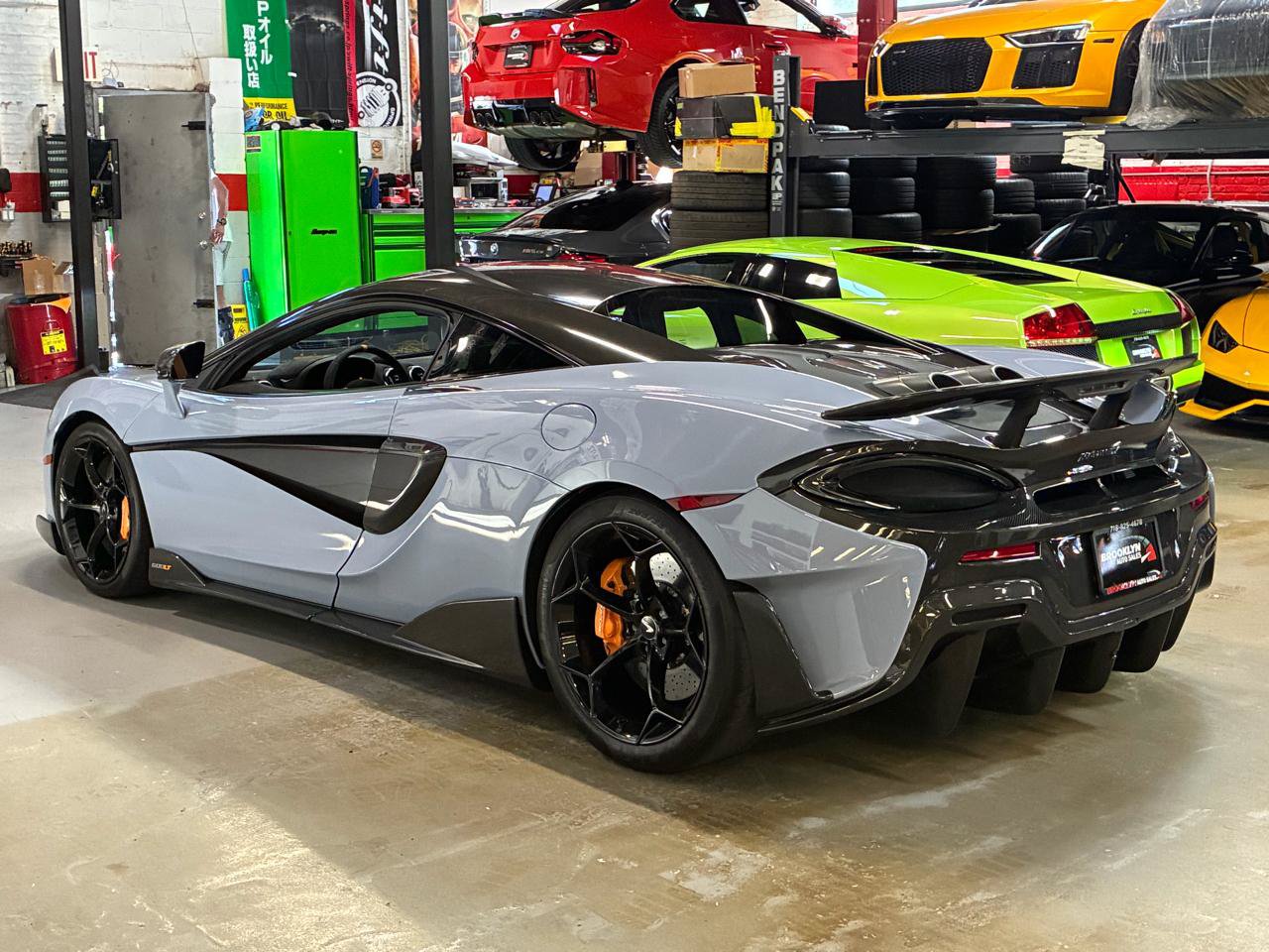 Used 2019 McLaren 600LT RWD image 25