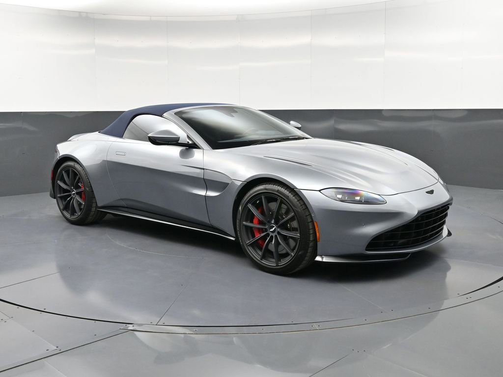 Used 2021 Aston Martin V8 Vantage Roadster RWD image 10