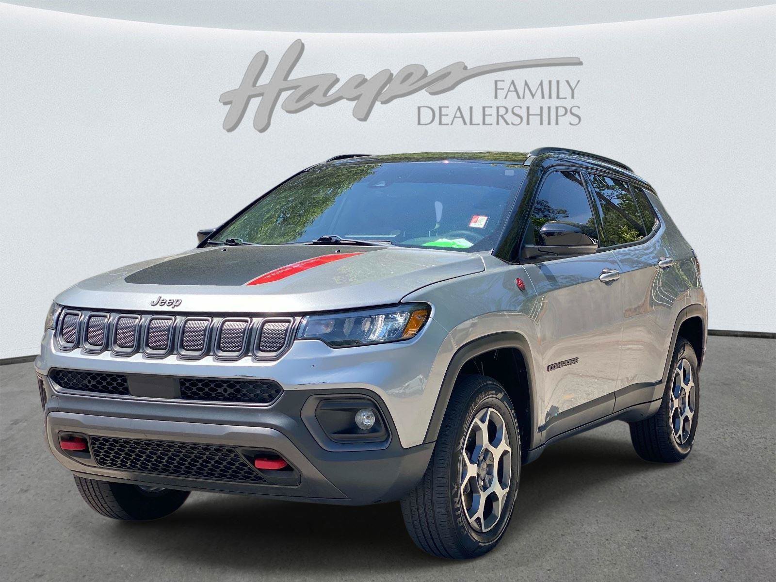 Used 2022 Jeep Compass Trailhawk w/ Sun and Sound Group AWD/4WD image 10