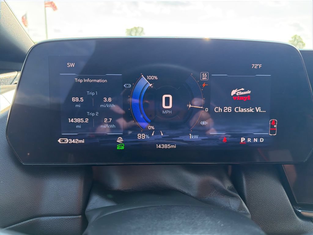 Used 2024 Chevrolet Equinox EV RS FWD image 18