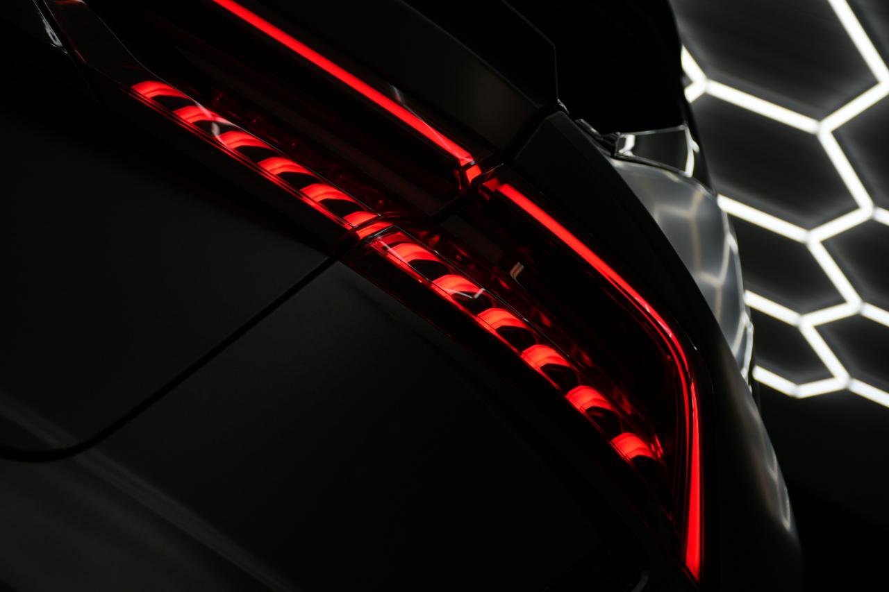 Used 2021 Audi RS Q8 w/ Black Optic Package image 16