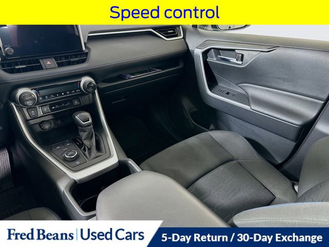 Used 2023 Toyota RAV4 SE w/ Convenience Package image 30