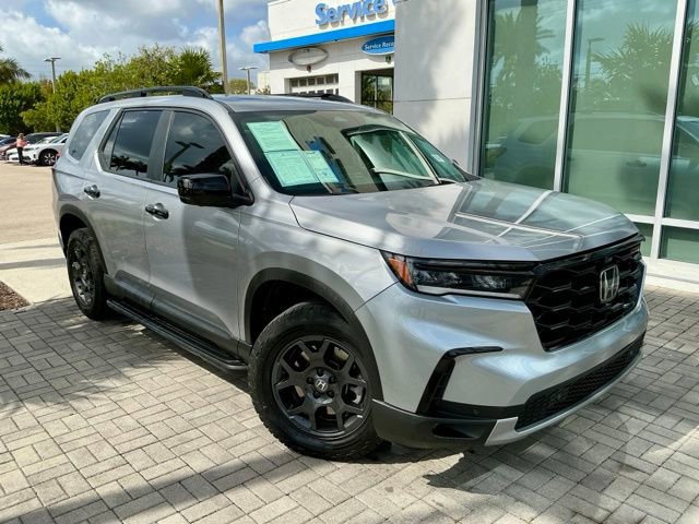 Certified 2024 Honda Pilot TrailSport