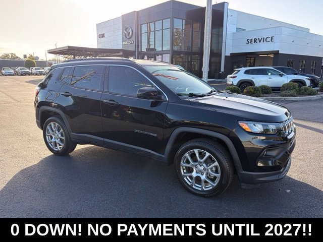 Used 2022 Jeep Compass Latitude AWD/4WD image 1