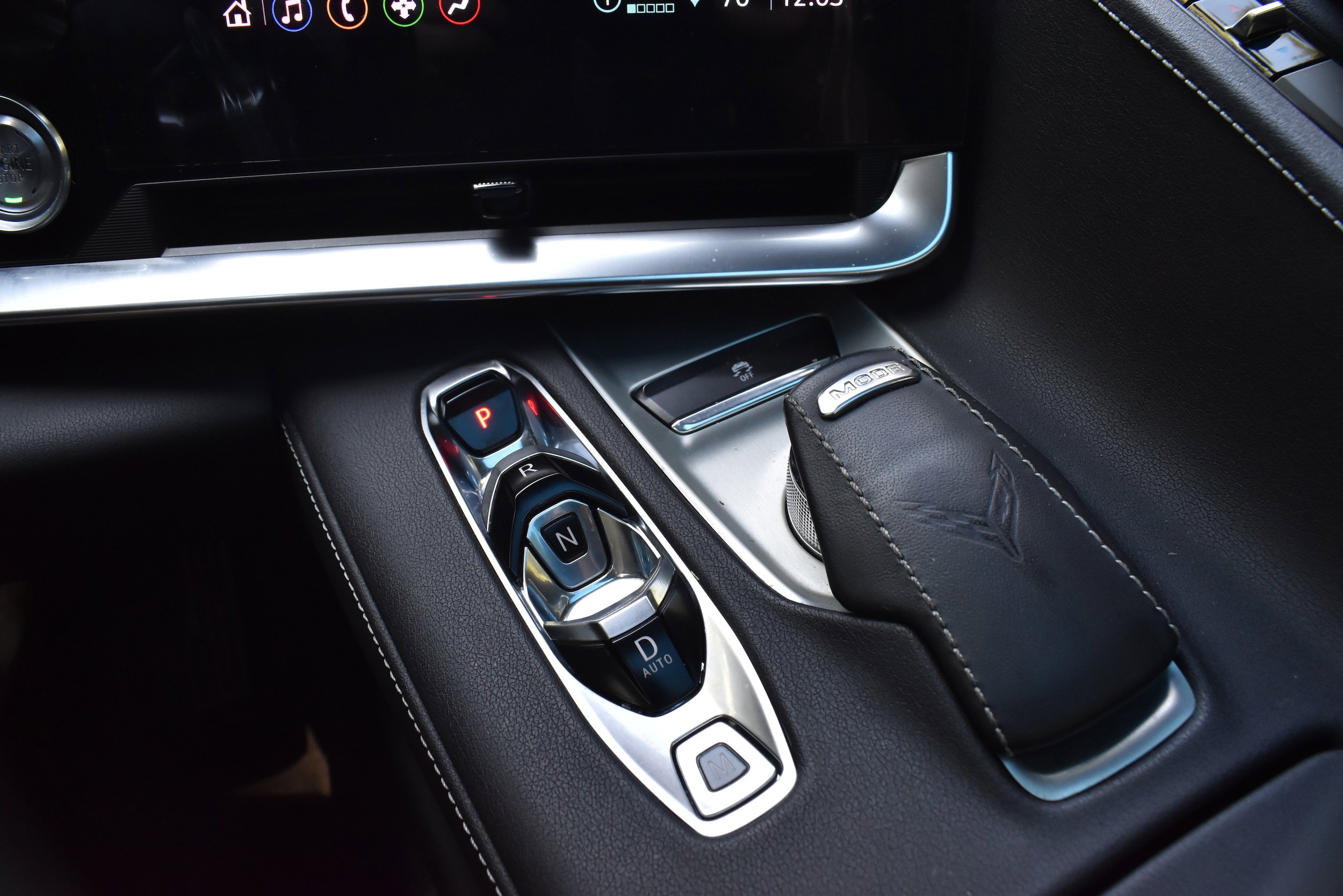 Used 2023 Chevrolet Corvette Stingray Coupe w/ Z51 Performance Package image 37