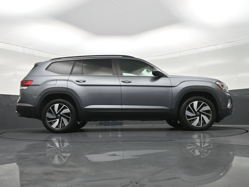 Used 2024 Volkswagen Atlas SE FWD image 28