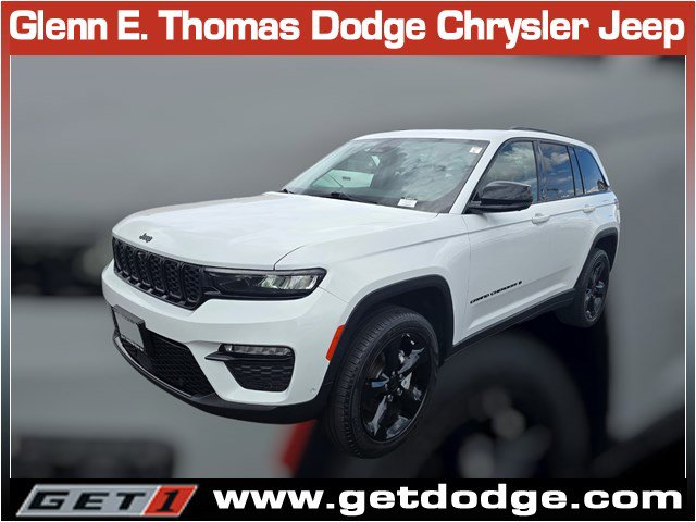 Certified 2023 Jeep Grand Cherokee Limited w/ Luxury Tech Group II RWD image 3