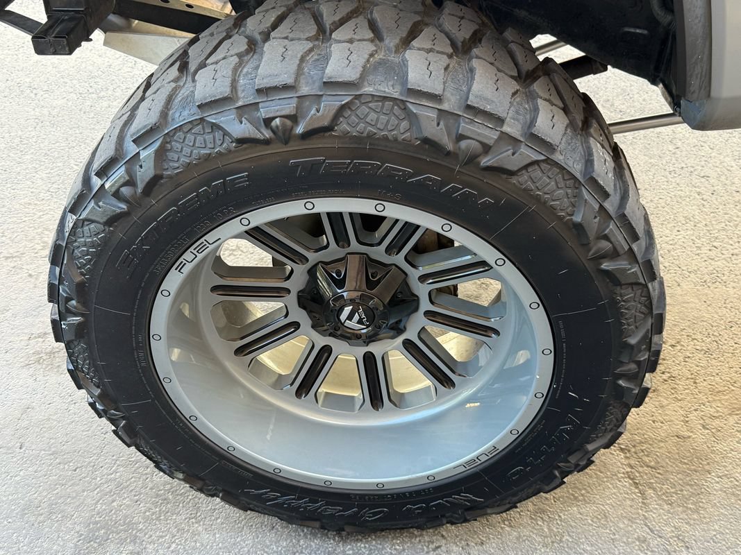 Used 2019 Toyota Tacoma TRD Sport AWD/4WD image 17
