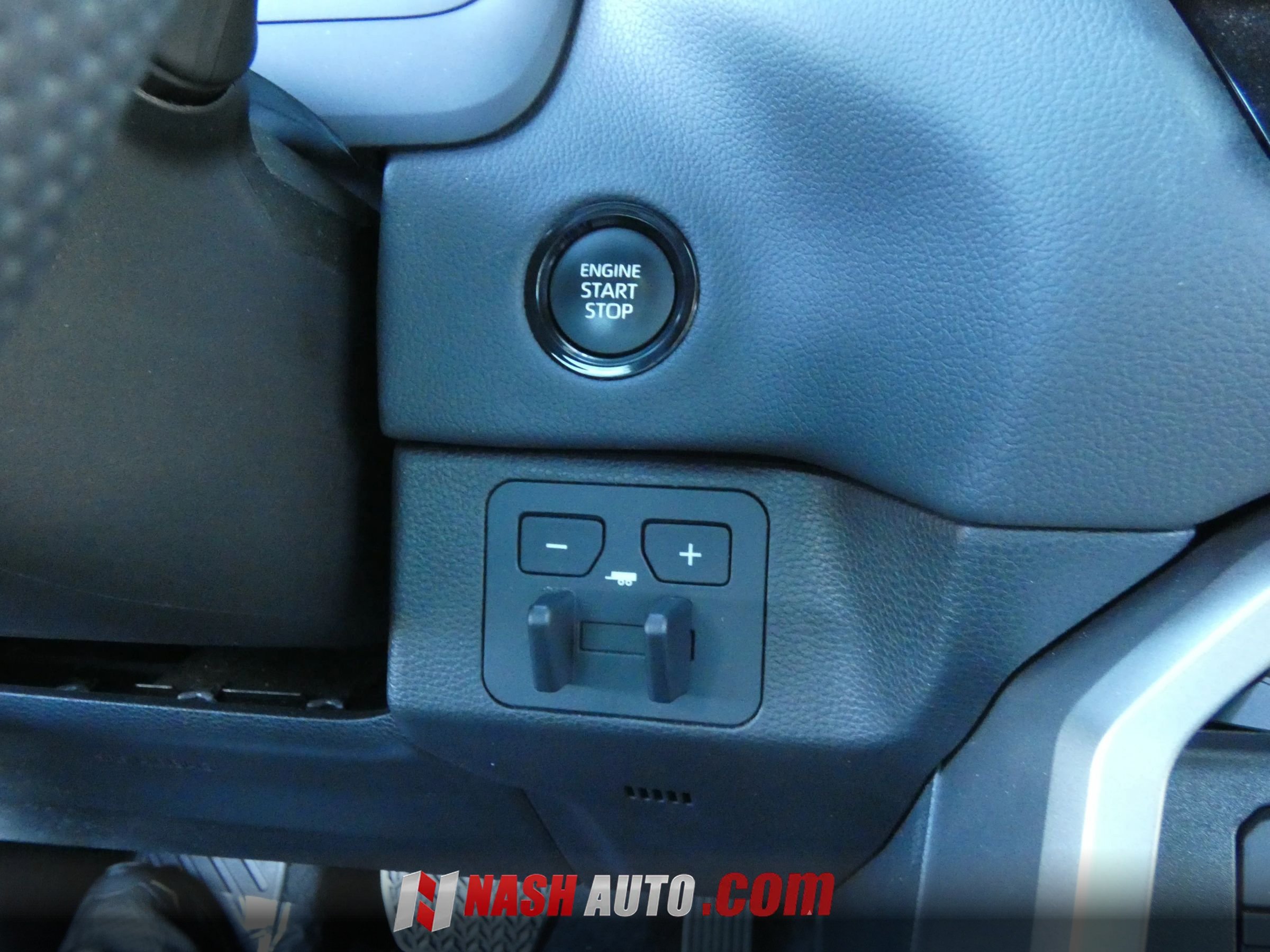 Used 2026 Toyota Tundra Limited AWD/4WD image 66