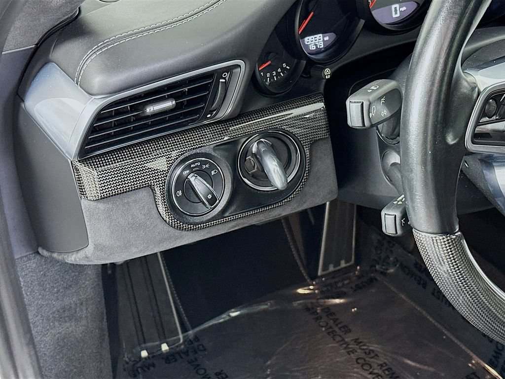 Certified 2017 Porsche 911 Carrera GTS RWD image 11