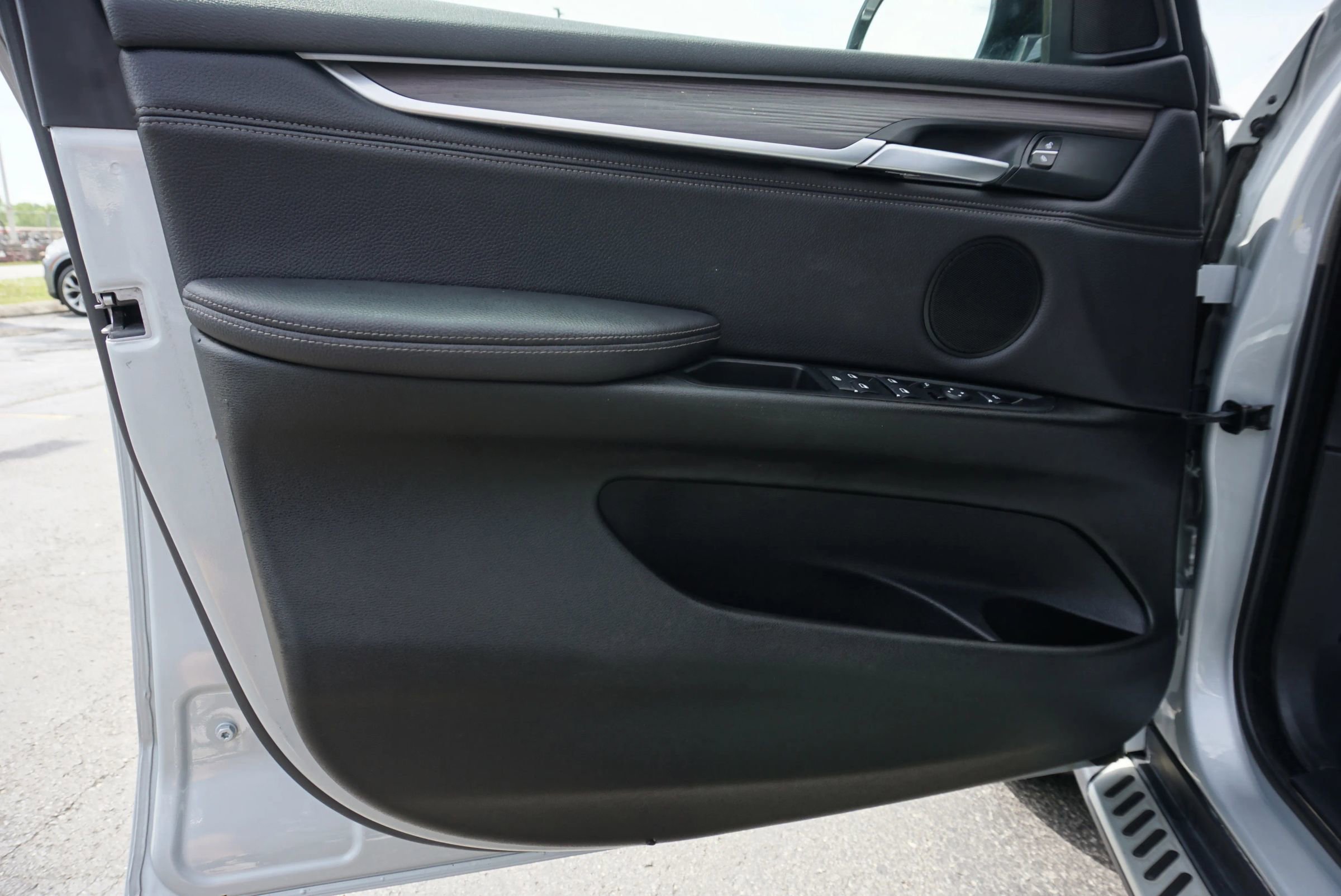 Used 2017 BMW X5 sDrive35i image 12