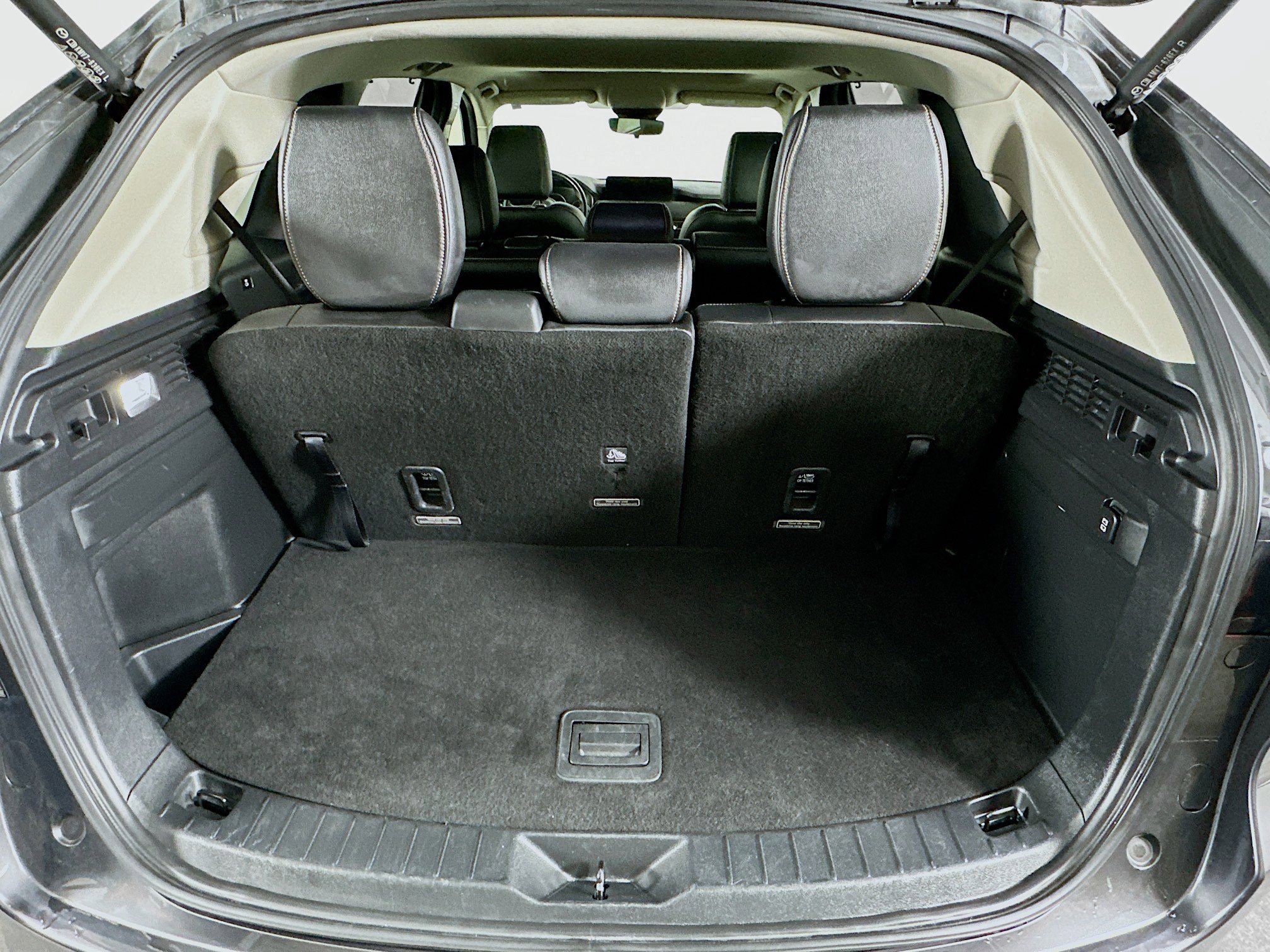 Used 2024 MAZDA CX-90 3.3 Turbo w/ Preferred Plus image 32