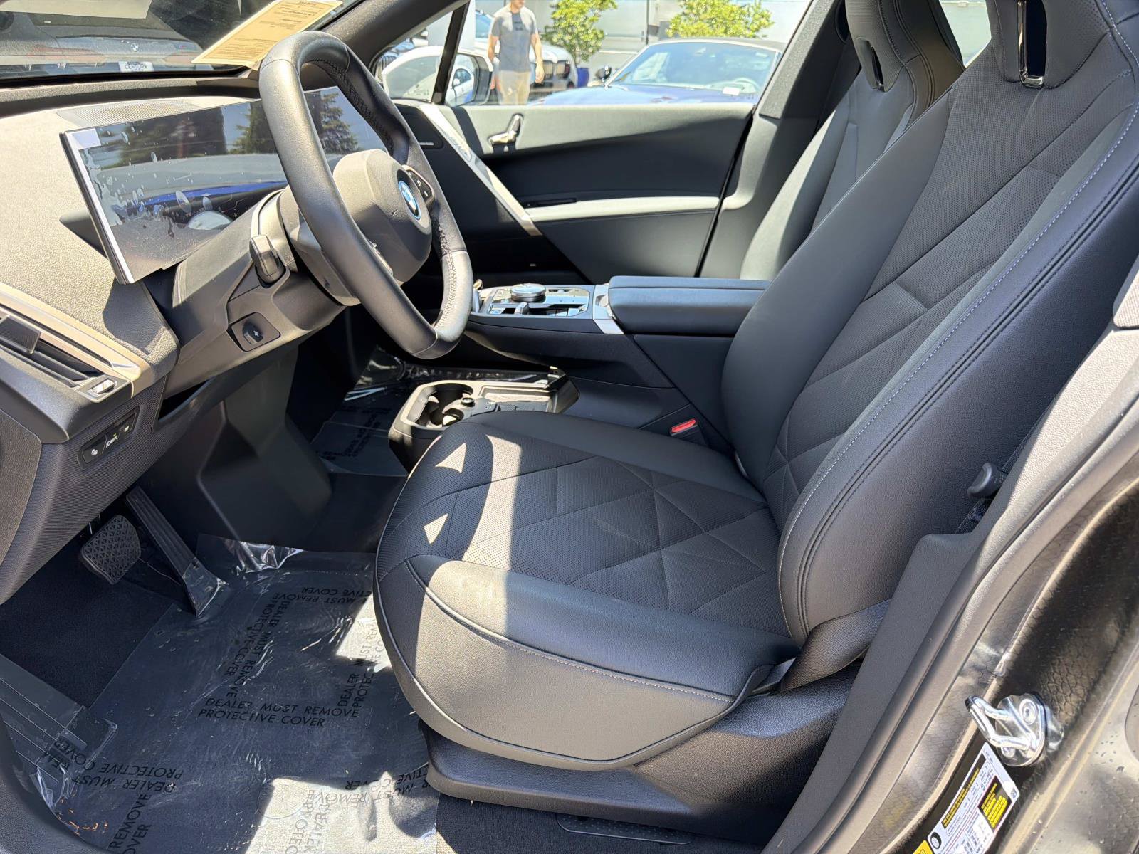 Certified 2025 BMW iX xDrive50 AWD/4WD image 13