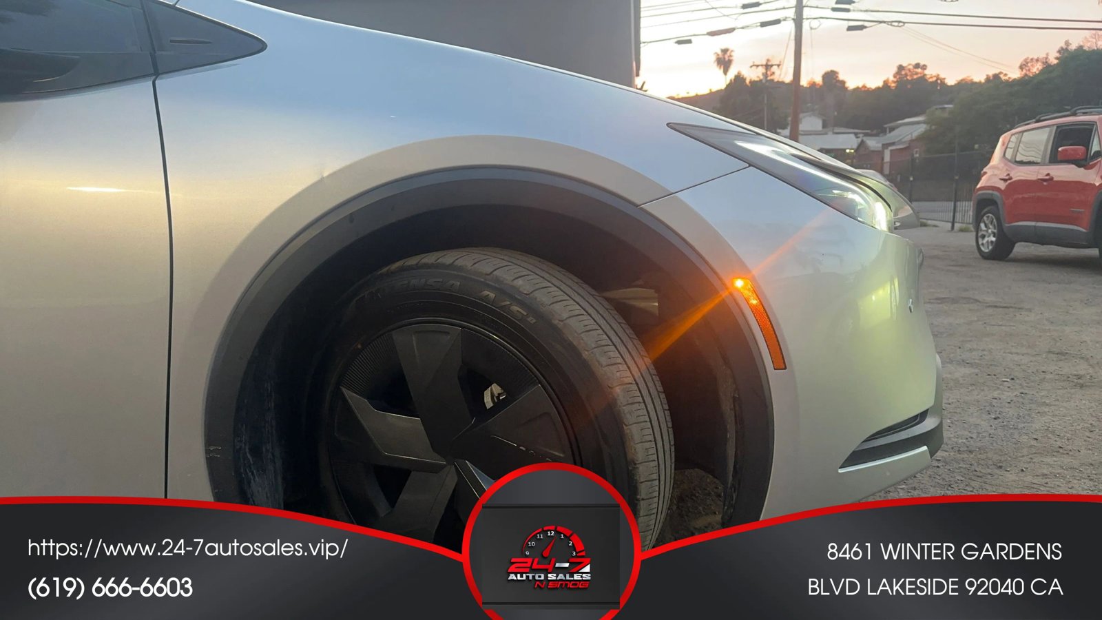 Used 2023 Toyota Prius LE FWD image 37