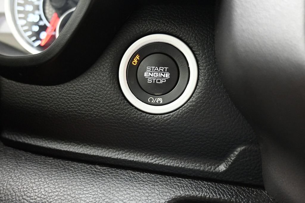 Used 2019 RAM 1500 Big Horn AWD/4WD image 18