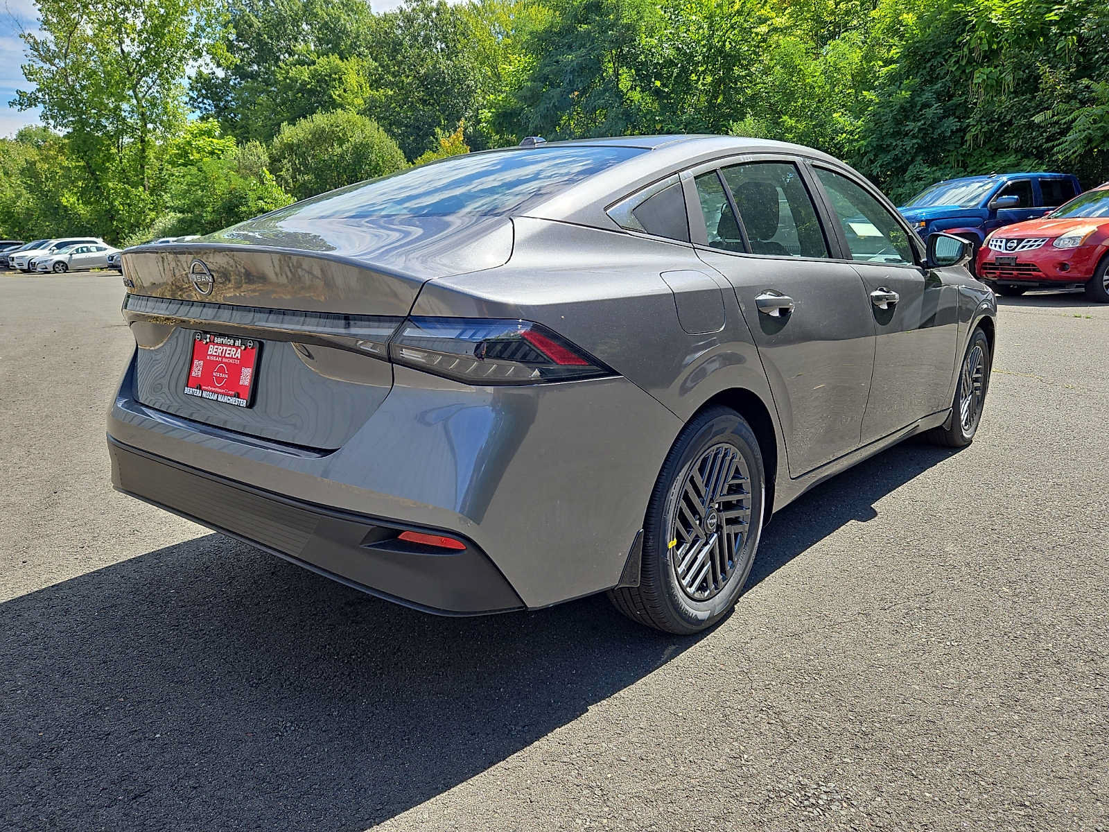New 2027 Nissan Sentra SV w/ SV Convenience Package FWD image 4