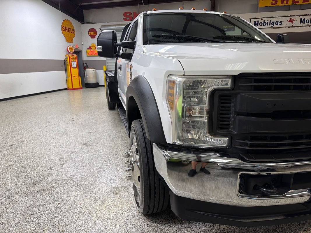 Used 2018 Ford F550 4x4 SuperCab Super Duty image 14
