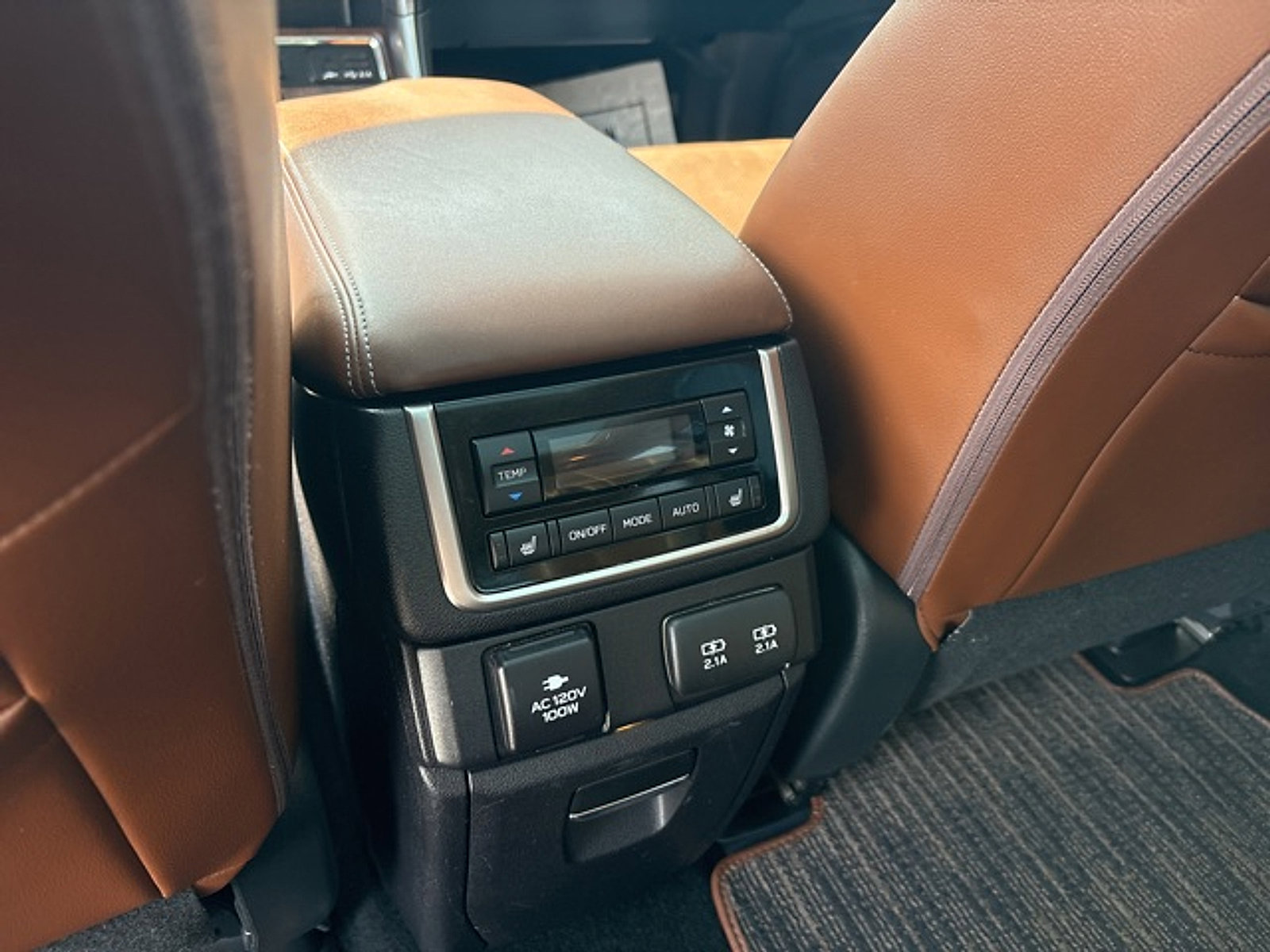 Used 2019 Subaru Ascent Touring w/ Popular Package #2 AWD/4WD image 15