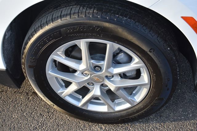 Used 2024 Chevrolet Equinox LT w/ LPO, Floor Liner Package image 11