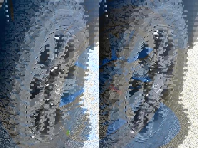 New 2026 GMC Sierra 2500 AT4 w/ AT4 Premium Plus Package image 30