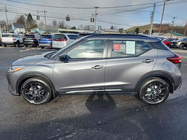 Certified 2022 Nissan Kicks SR w/ Premium Package image 5