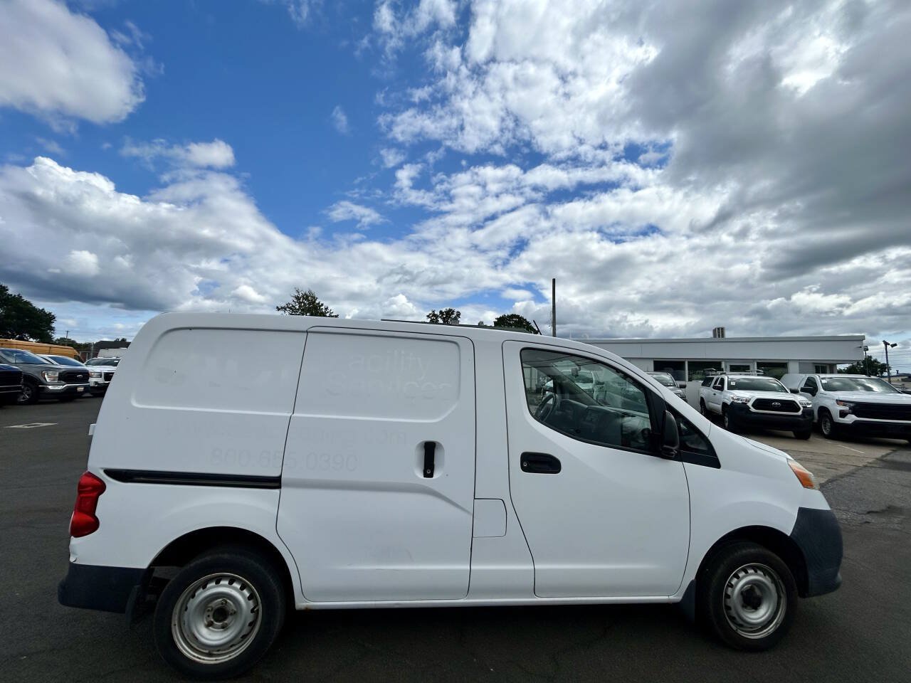 Used 2014 Nissan NV200 S w/ Back Door Glass Package FWD image 4