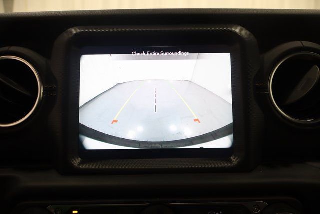 Used 2021 Jeep Wrangler Unlimited Sahara w/ Uconnect 4C Nav & Sound Group image 22