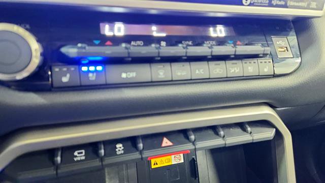 Used 2024 Toyota Tundra Limited image 18