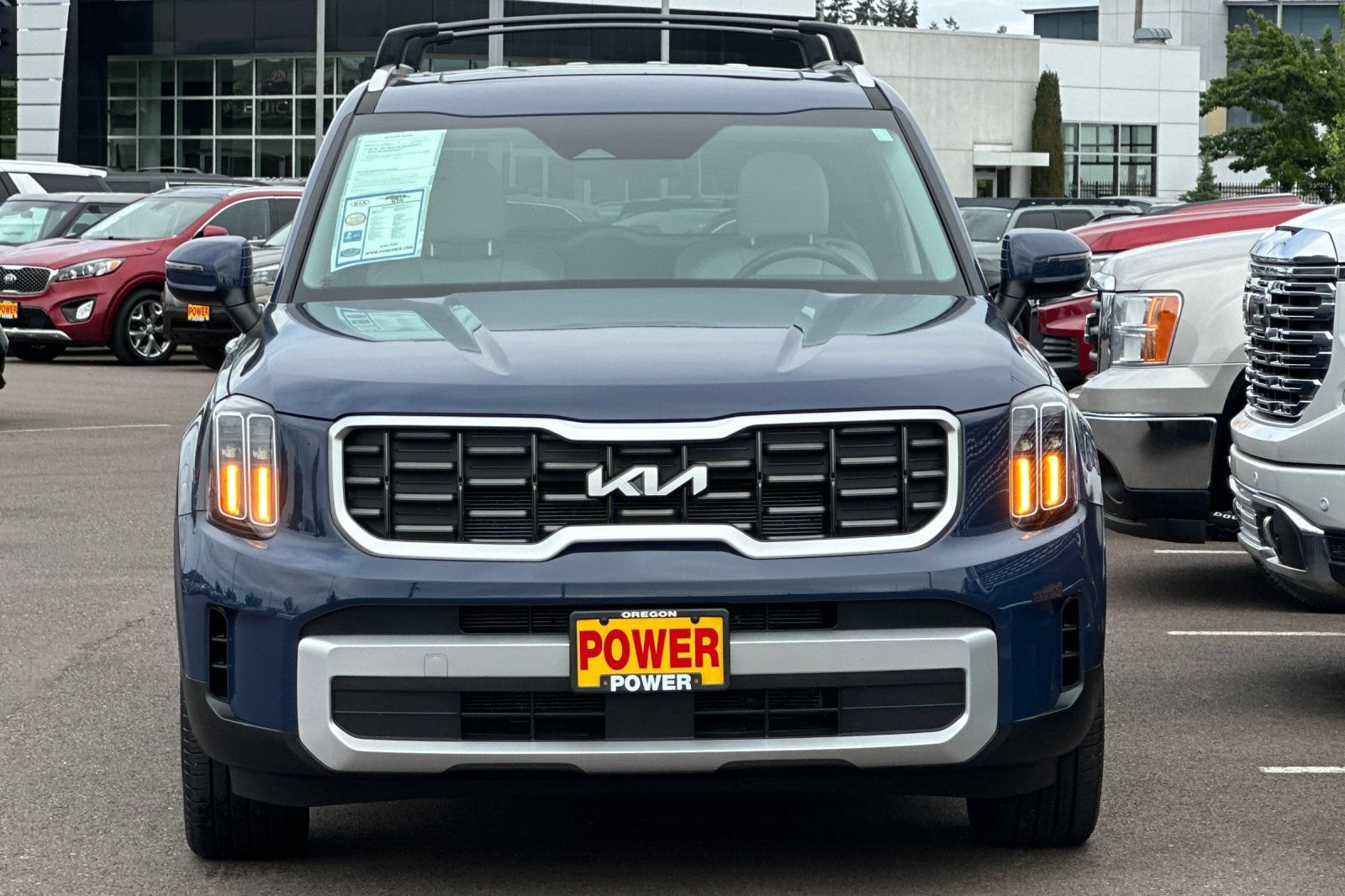 Certified 2024 Kia Telluride S w/ S Sunroof Package AWD/4WD image 9