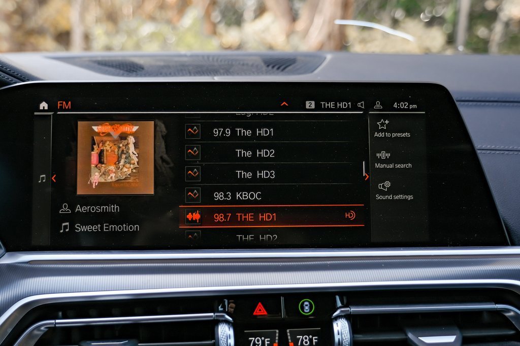 Used 2021 BMW X5 xDrive40i w/ Premium Package image 29