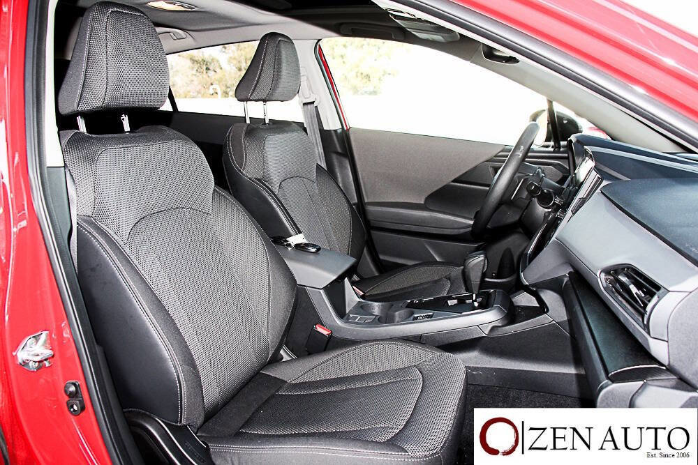 Used 2024 Subaru Crosstrek 2.0i Premium image 29