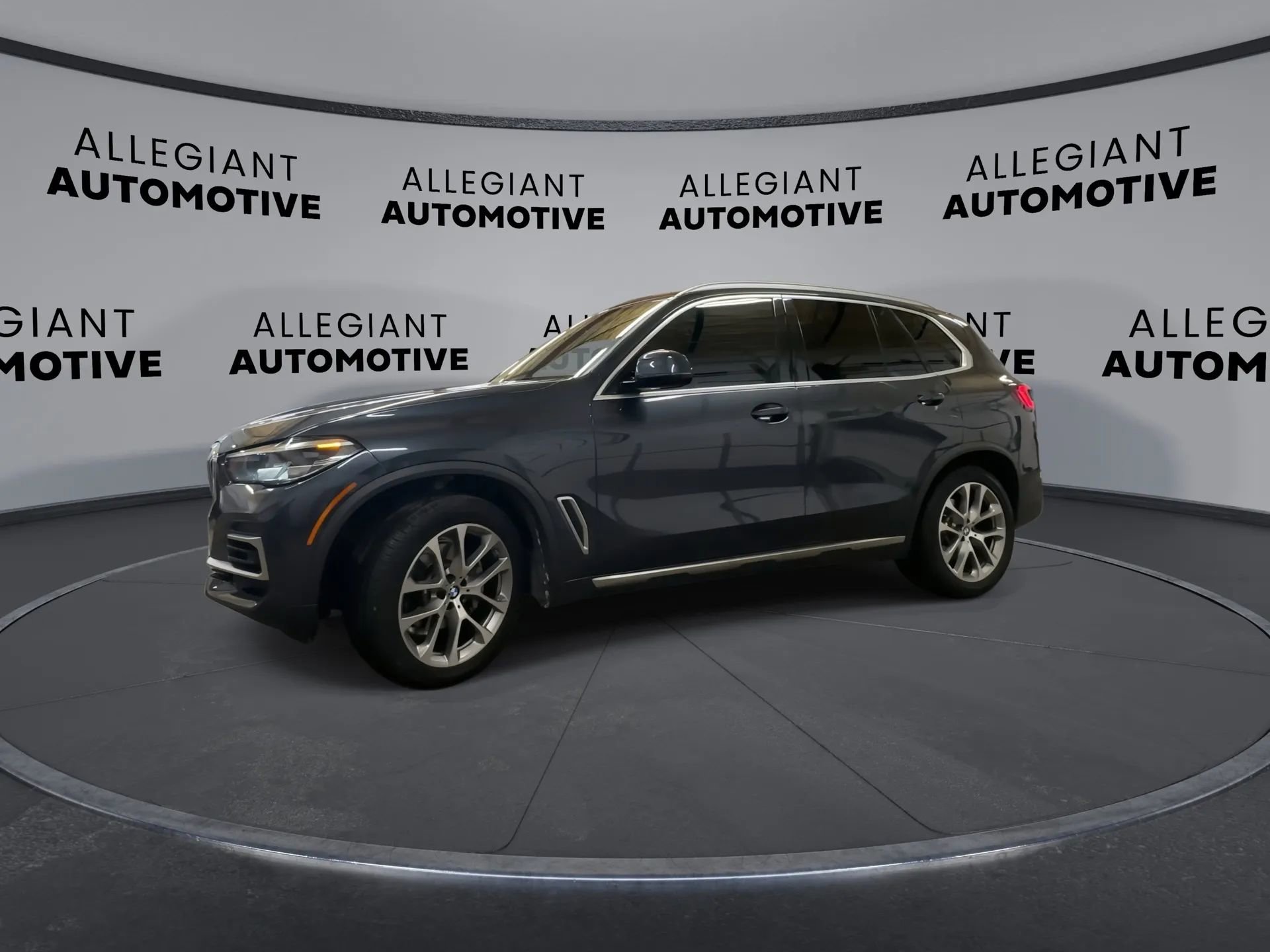 Used 2022 BMW X5 sDrive40i w/ Premium Package RWD image 6