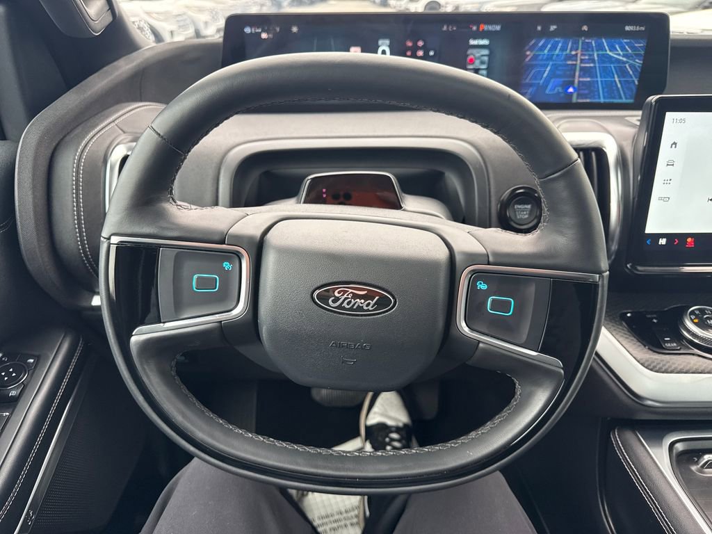 Used 2025 Ford Expedition Platinum w/ Stealth Appearance Package image 36