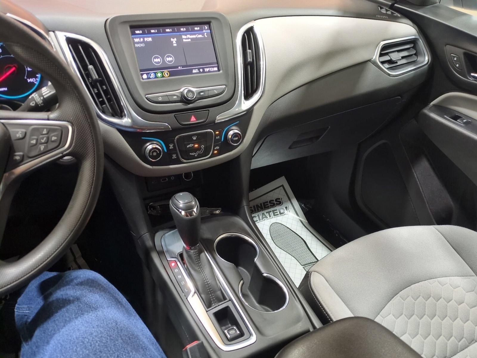 Used 2019 Chevrolet Equinox LS w/ LS Convenience Package FWD image 21