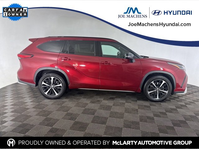 Used 2021 Toyota Highlander XSE image 4