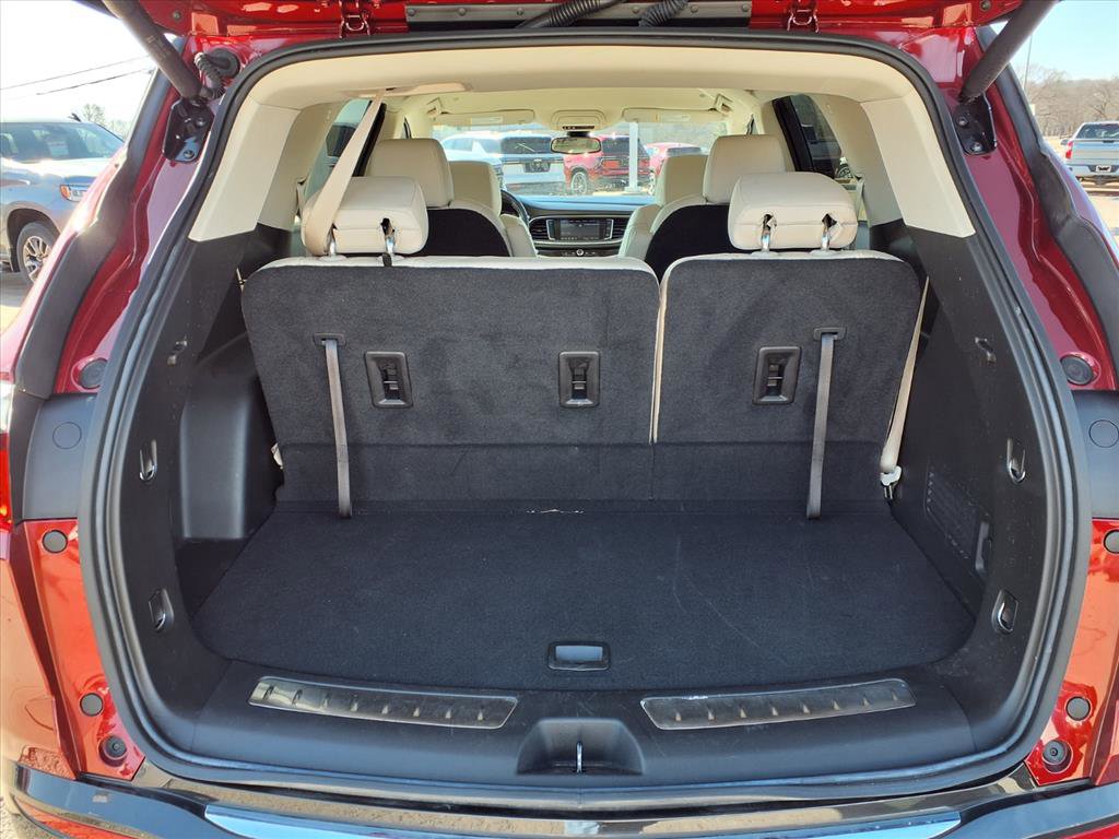 Used 2023 Buick Enclave Essence FWD image 18