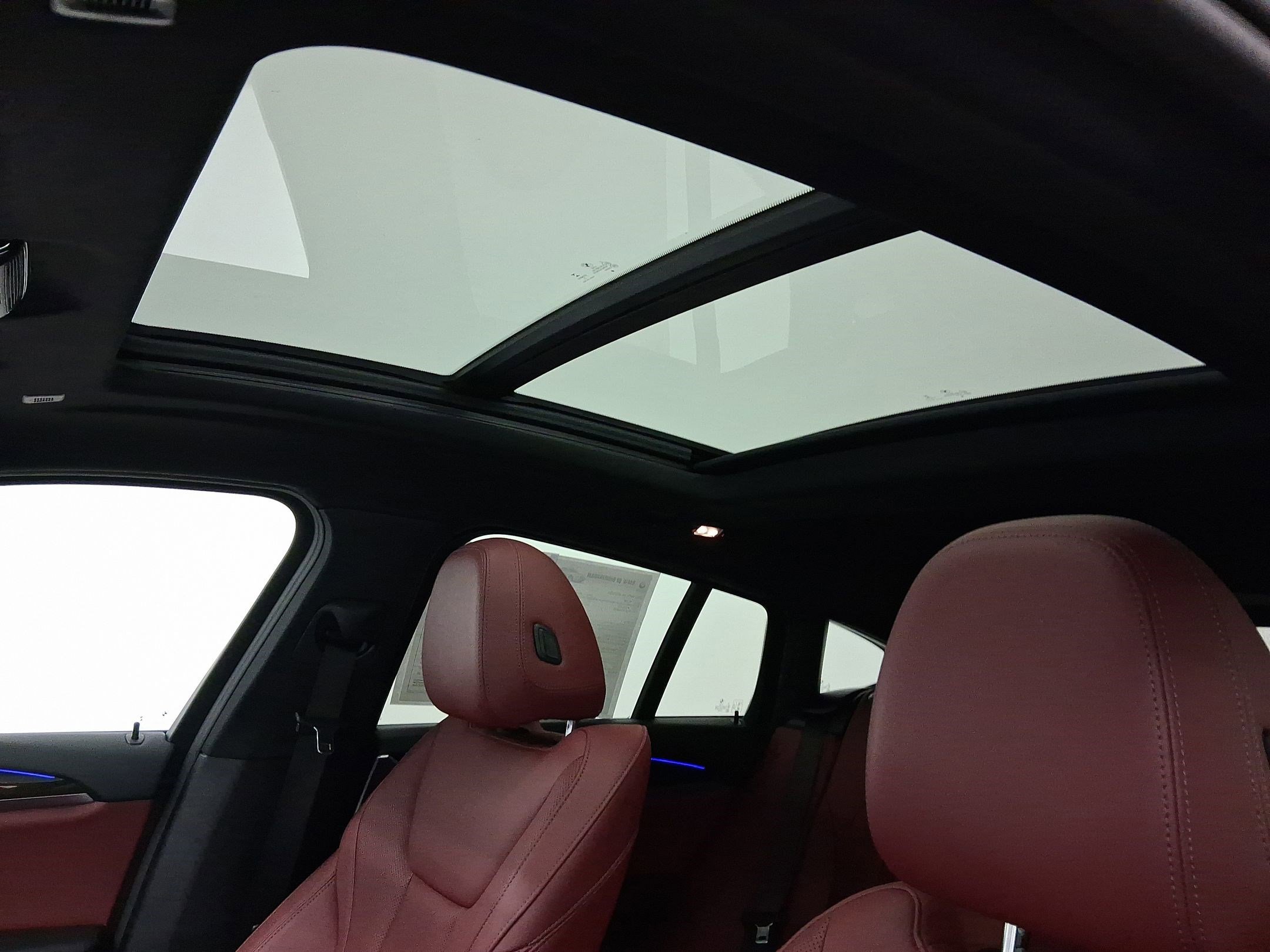 Used 2022 BMW X4 xDrive30i w/ Parking Assistance Package image 14