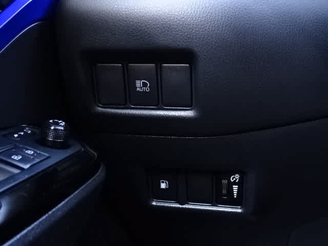 Certified 2021 Toyota C-HR XLE FWD image 37