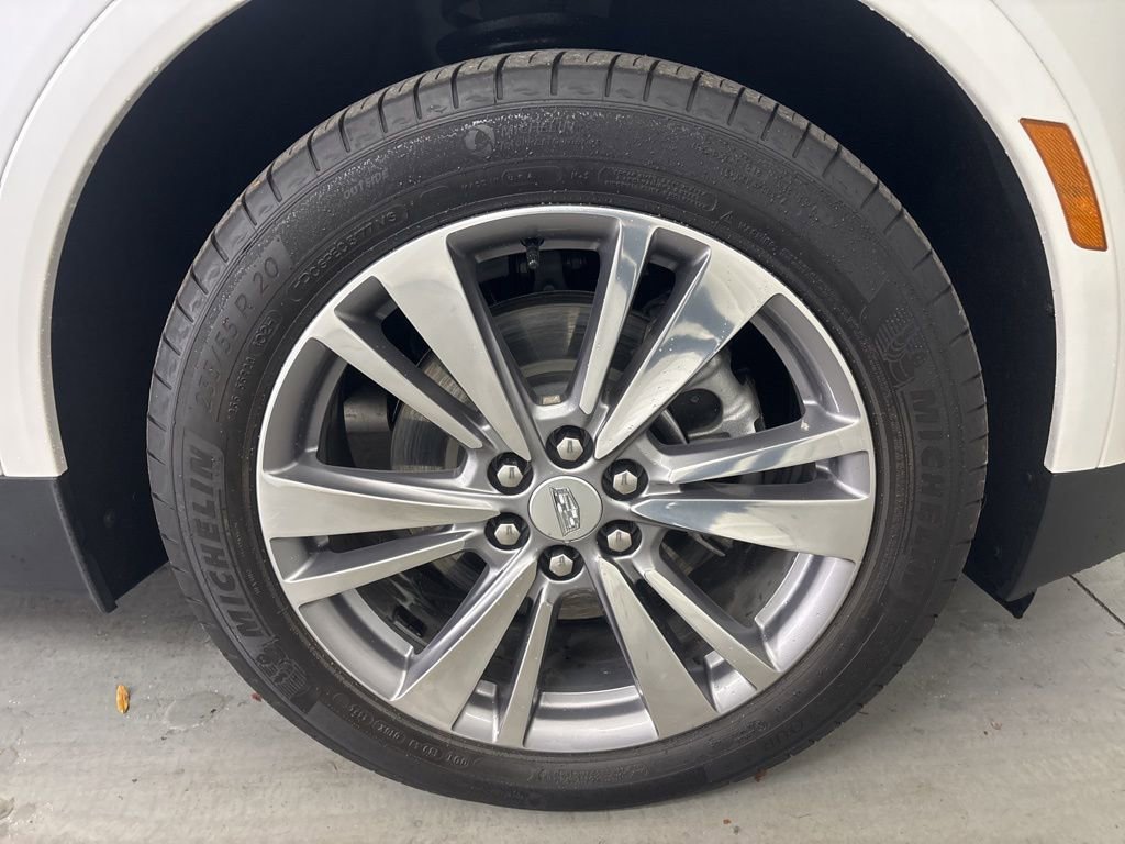 Certified 2025 Cadillac XT5 Premium Luxury image 10