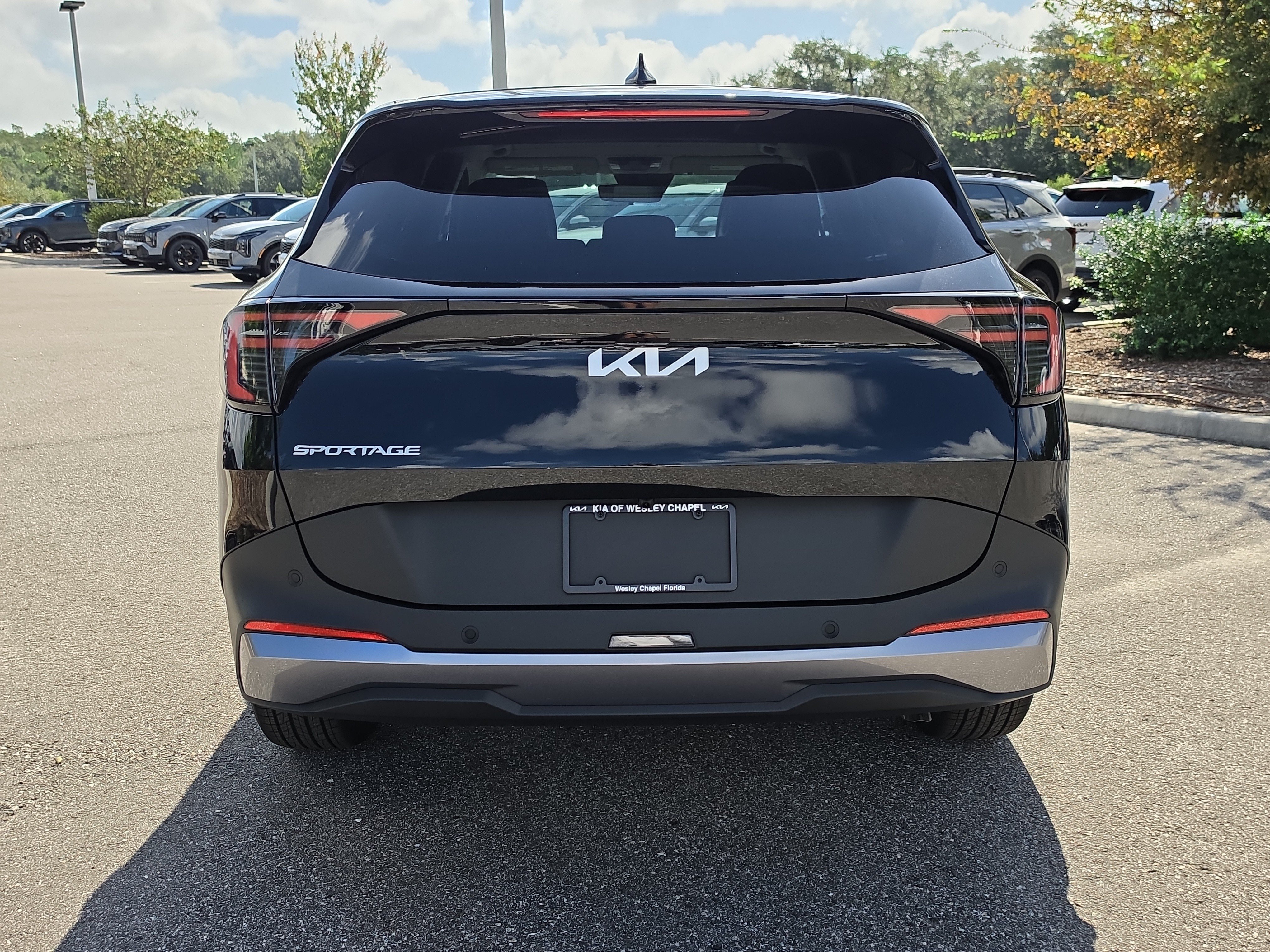New 2027 Kia Sportage EX FWD image 7