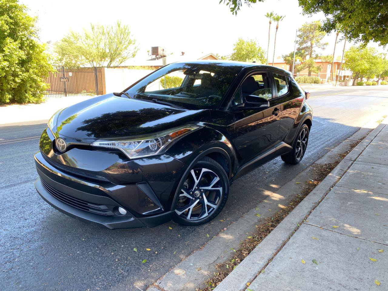 Used 2018 Toyota C-HR XLE FWD image 12