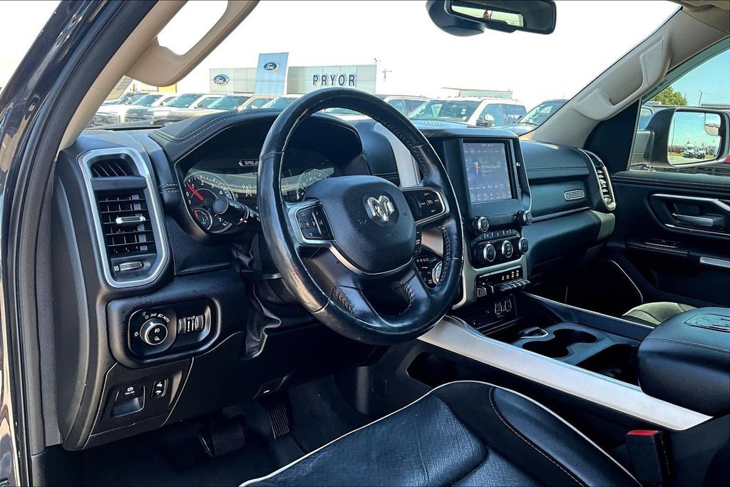 Used 2019 RAM 1500 Laramie AWD/4WD image 13