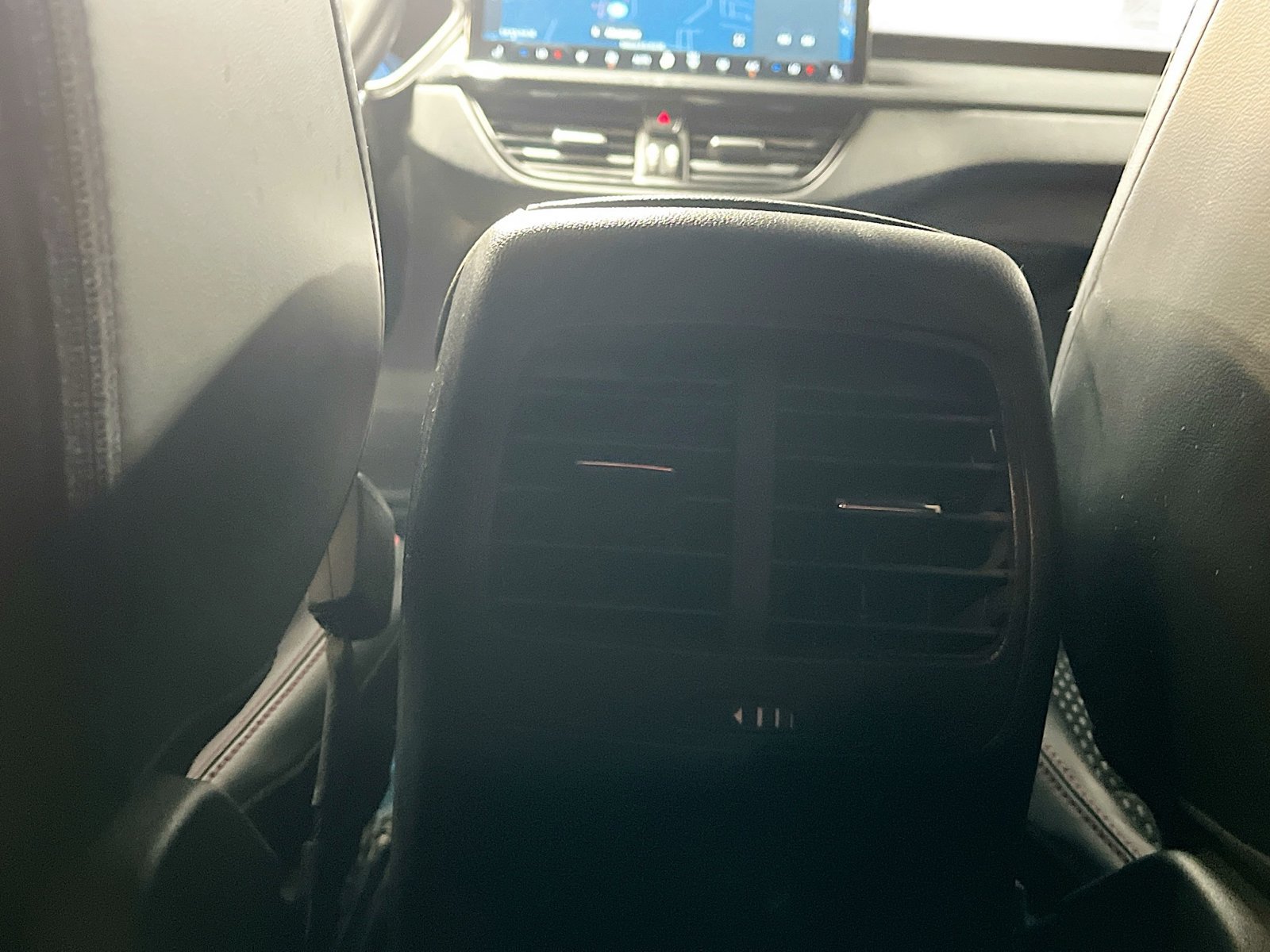 Used 2024 Ford Escape ST-Line Elite AWD/4WD image 25
