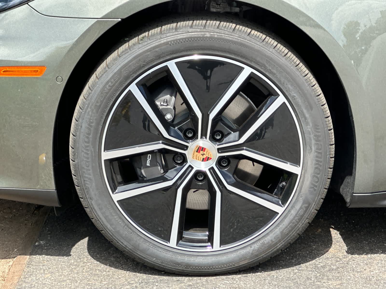 New 2026 Porsche Panamera RWD image 31