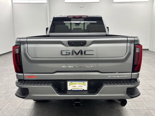 New 2025 GMC Sierra 2500 Denali Ultimate image 3