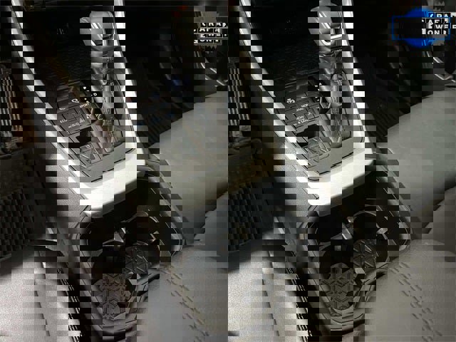 Used 2023 Toyota RAV4 XLE Premium image 32