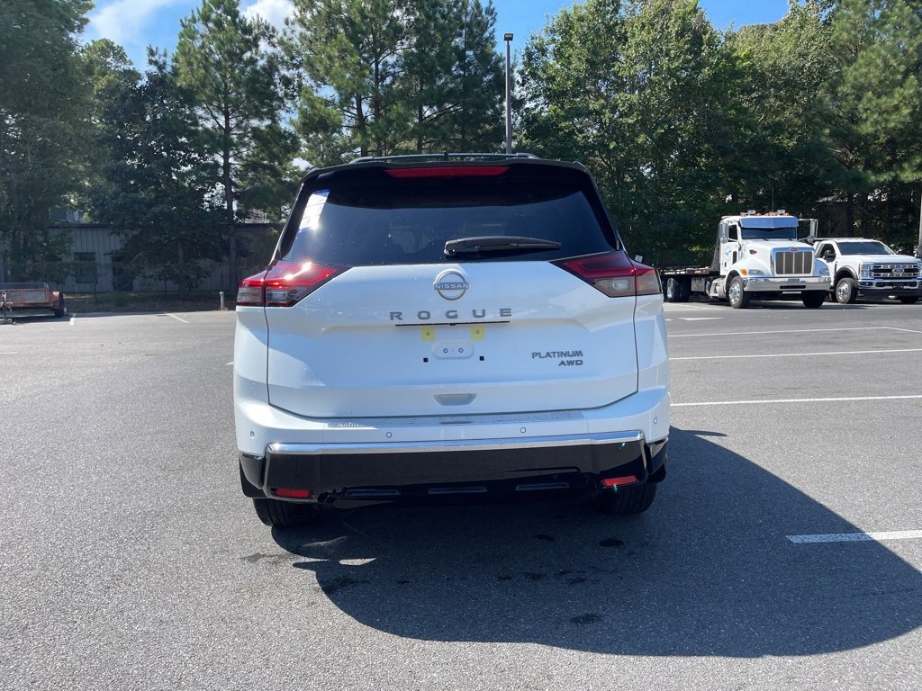 New 2026 Nissan Rogue Platinum image 5