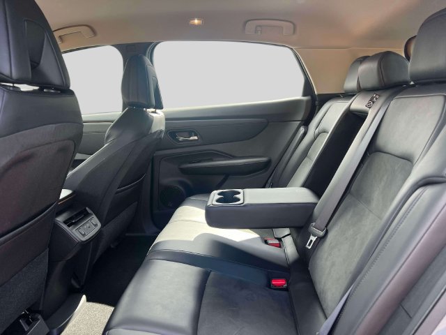 Certified 2024 Nissan Ariya AWD image 12