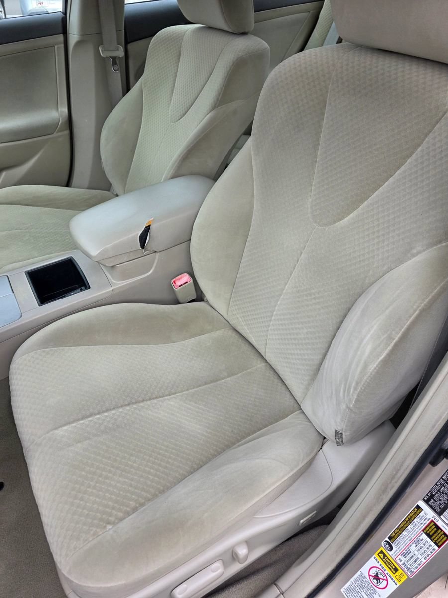 Used 2009 Toyota Camry LE FWD image 11